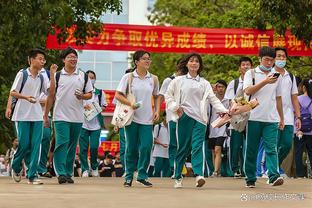 徐静雨：太阳但凡有点配合都干不过森林狼 但太阳毫无配合全单干